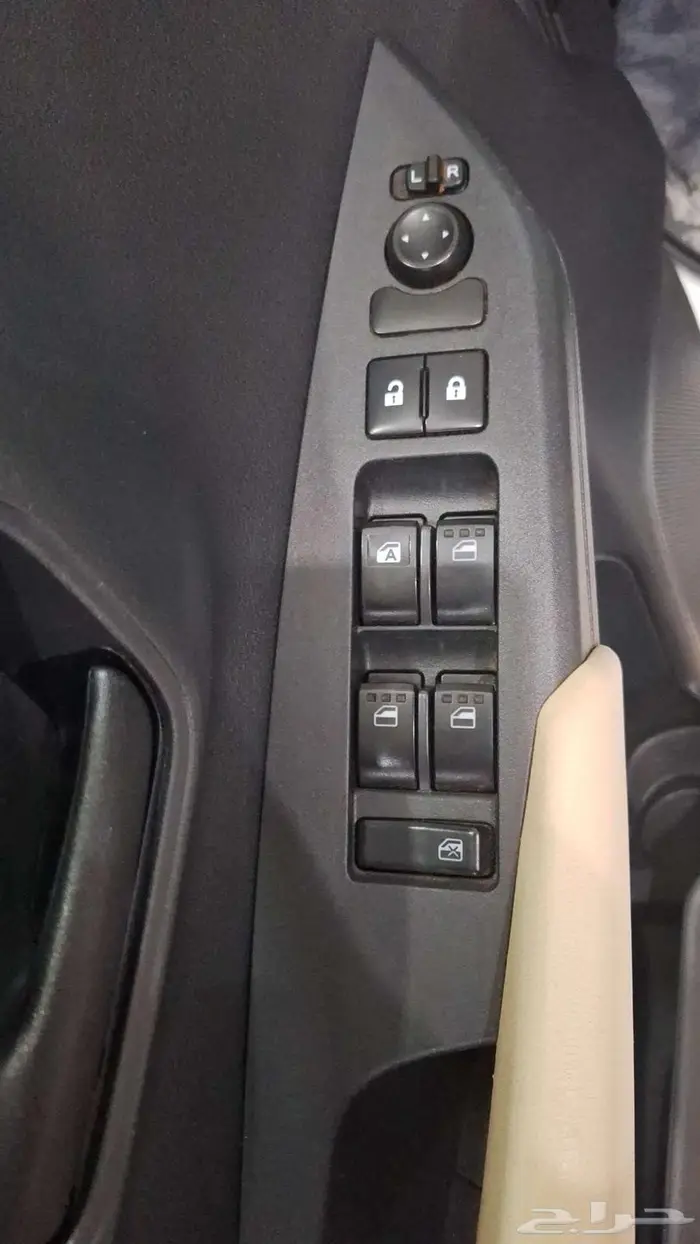 تويوتا يارس موديل 2023 Y 10