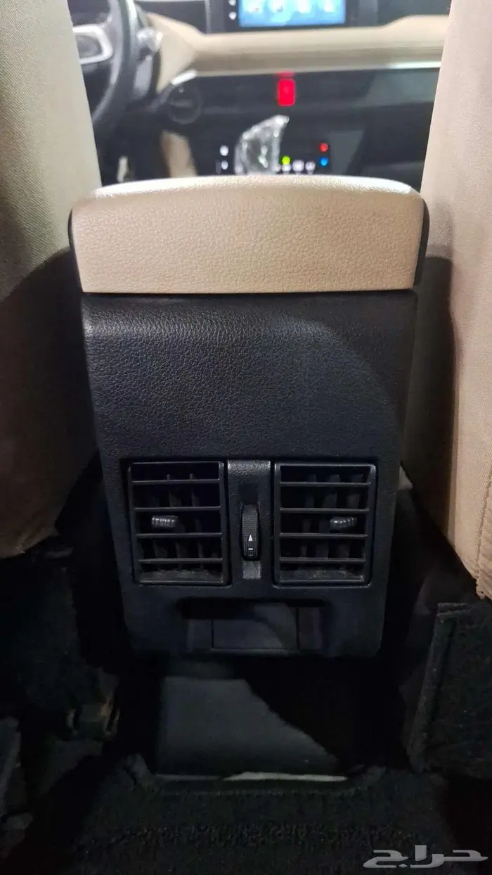 تويوتا يارس موديل 2023 Y 12