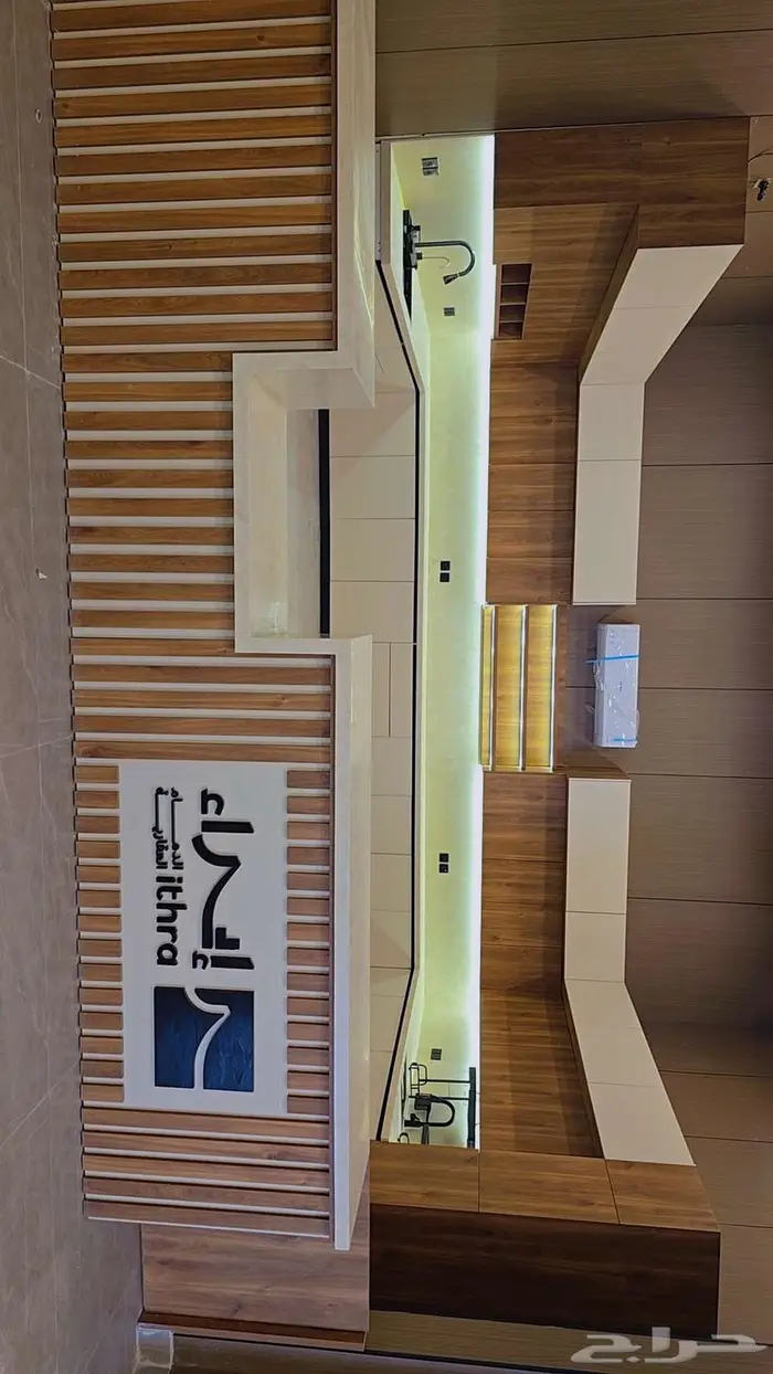 كافي للإيجار داخل برج سكني 5