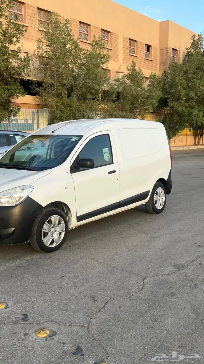 دوكر فان رينو 3