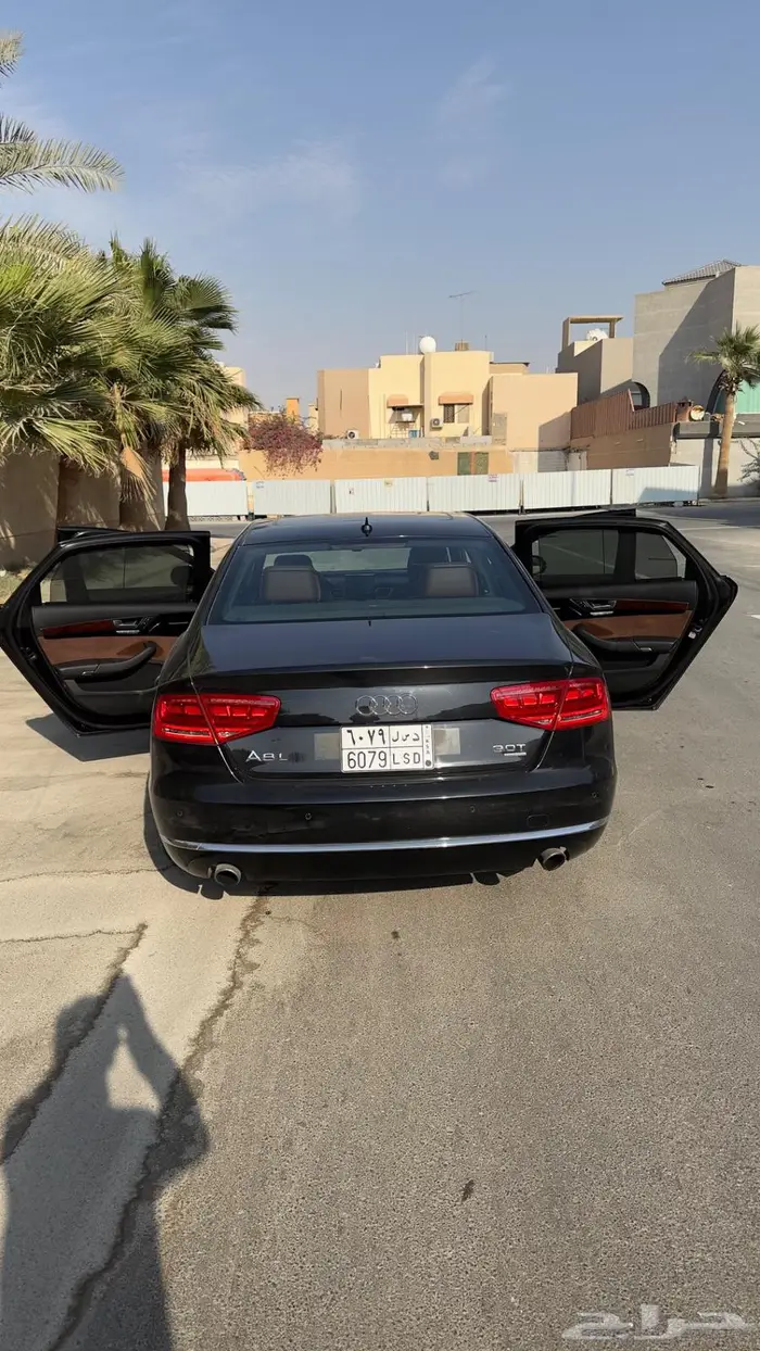 أودي A8L للبيع او بدل بالي مكتوب 11