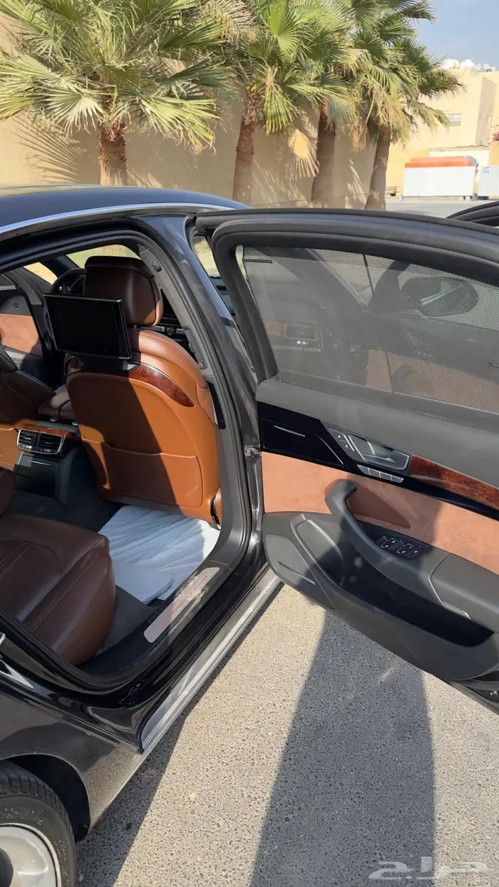 أودي A8L للبيع او بدل بالي مكتوب 12