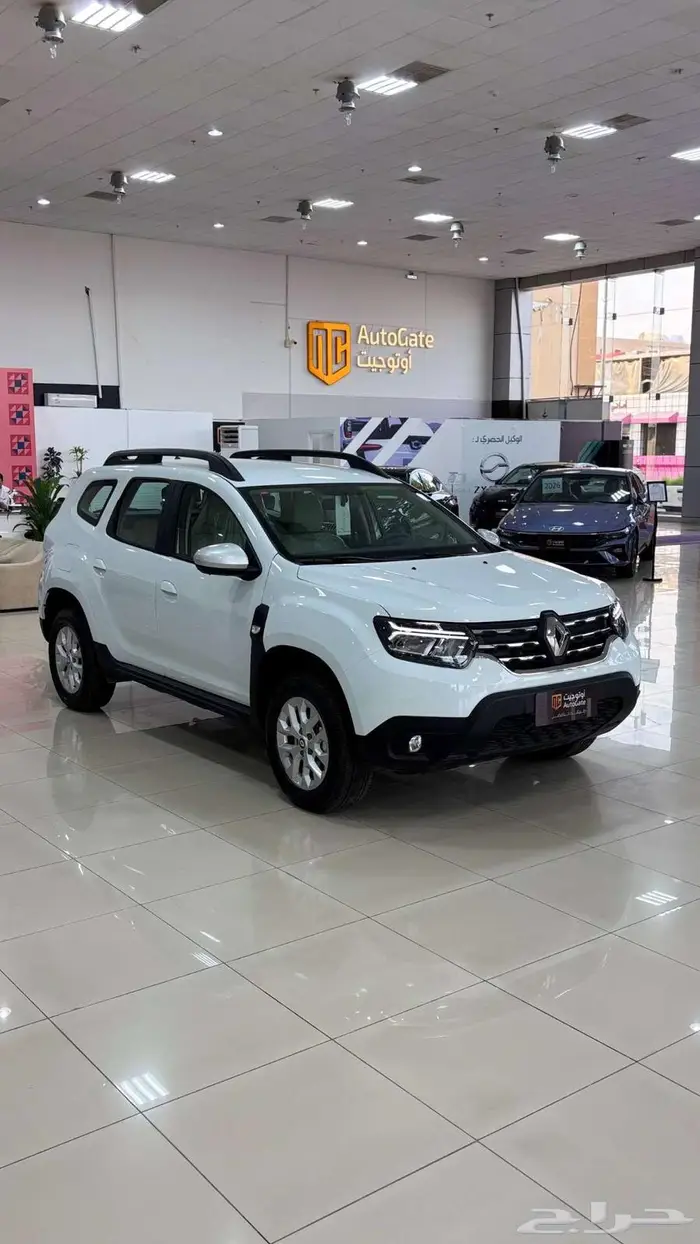 رينو داستر نص فل ابيض 2024 3