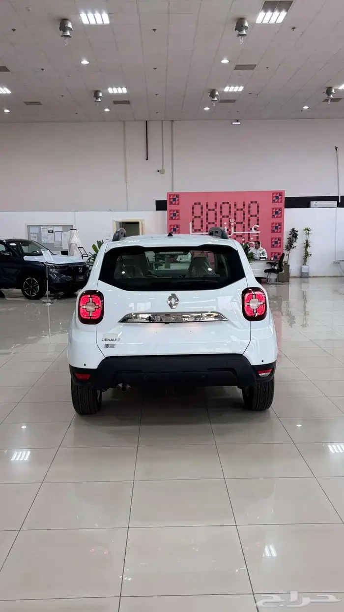 رينو داستر نص فل ابيض 2024 6