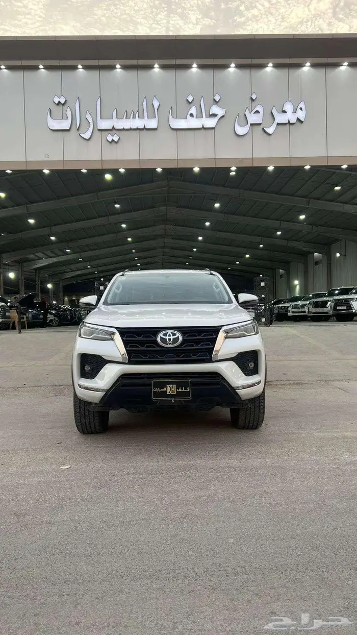 تويوتا فورشنر 6 سلندر موديل 2023- معرض خلف للسيارات 0