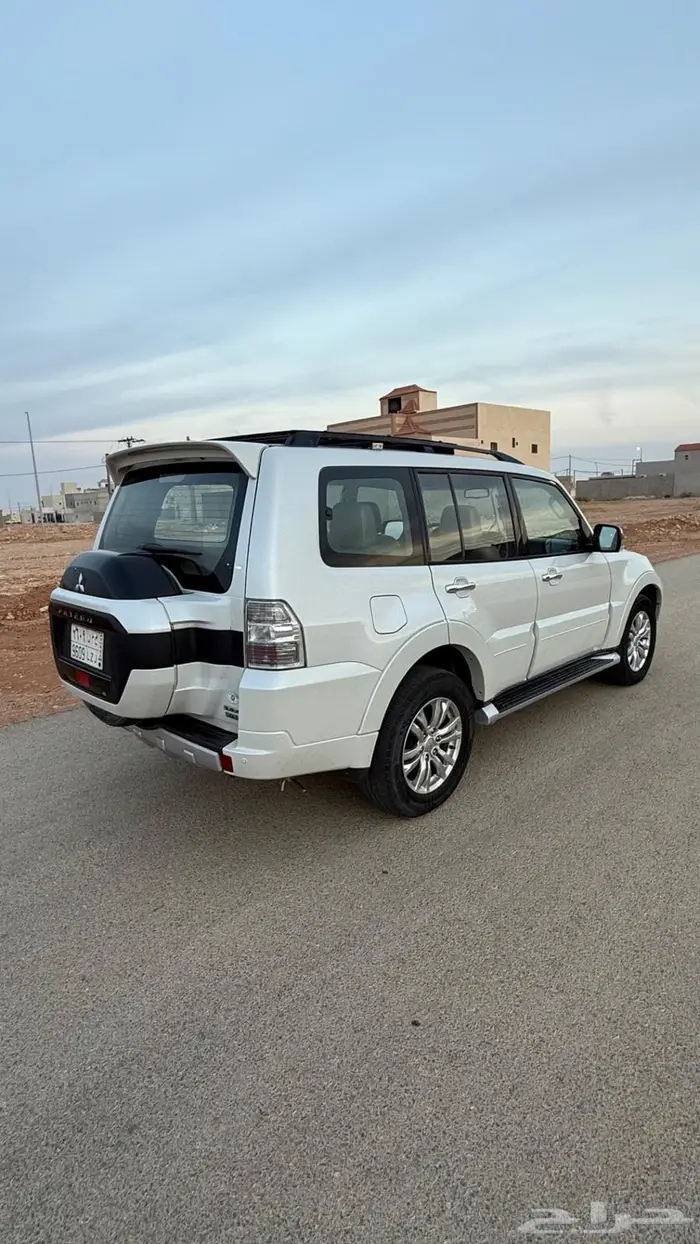 للبيع جيب باجيرو 2016 فل كامل 3800 2
