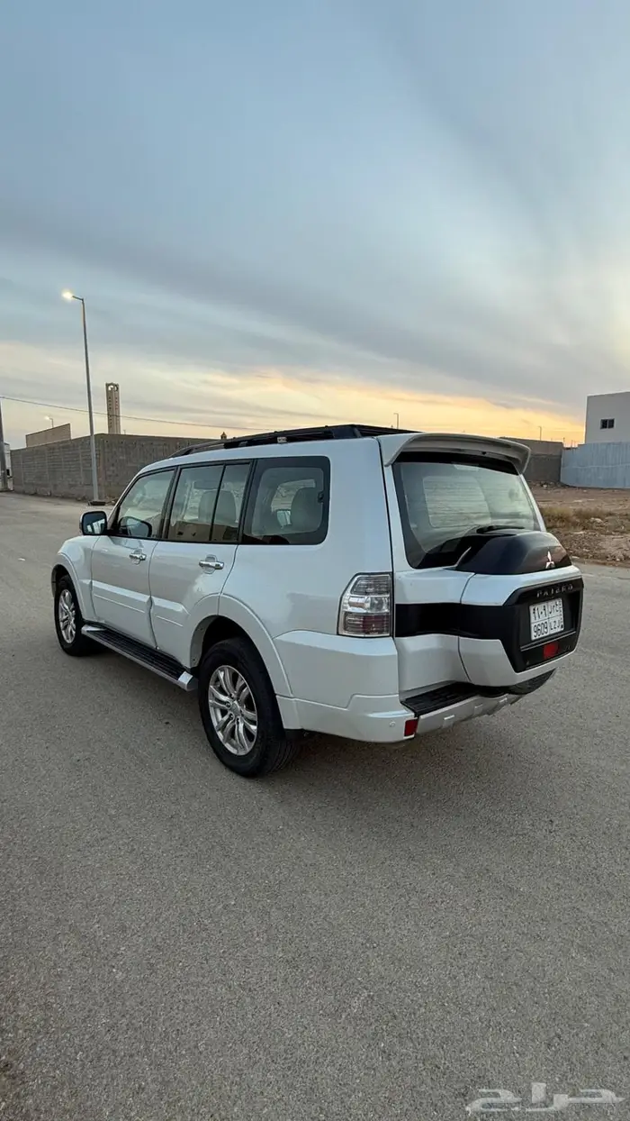 للبيع جيب باجيرو 2016 فل كامل 3800 1