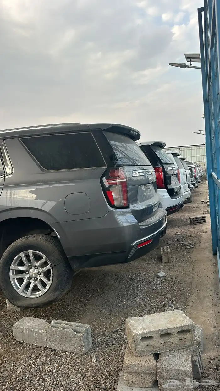 شركة النايفات ( فرع القطع الغيار المستعملة ) تشليح جمس فورد 7