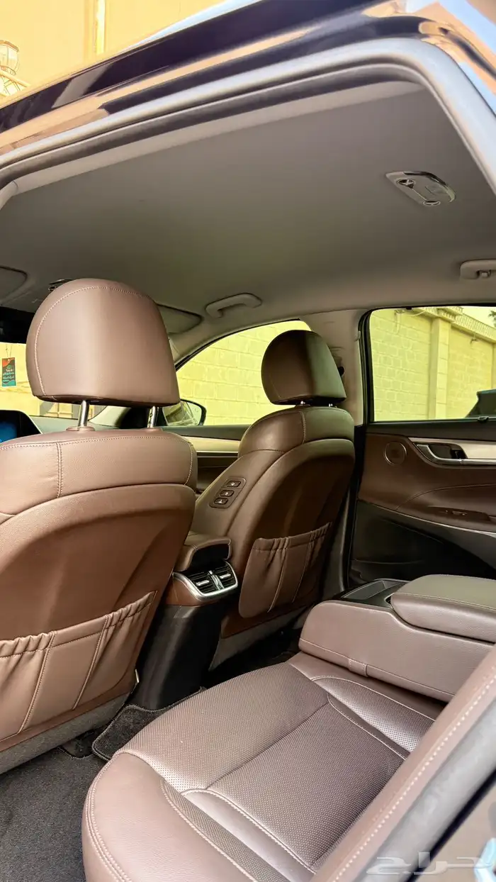 هيونداي ازيرا 2021 ( بنزين) v6 فل كامل 19