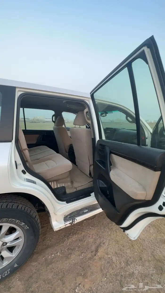 جيب لاند كروزر 8 سلندر GXR 2009 16