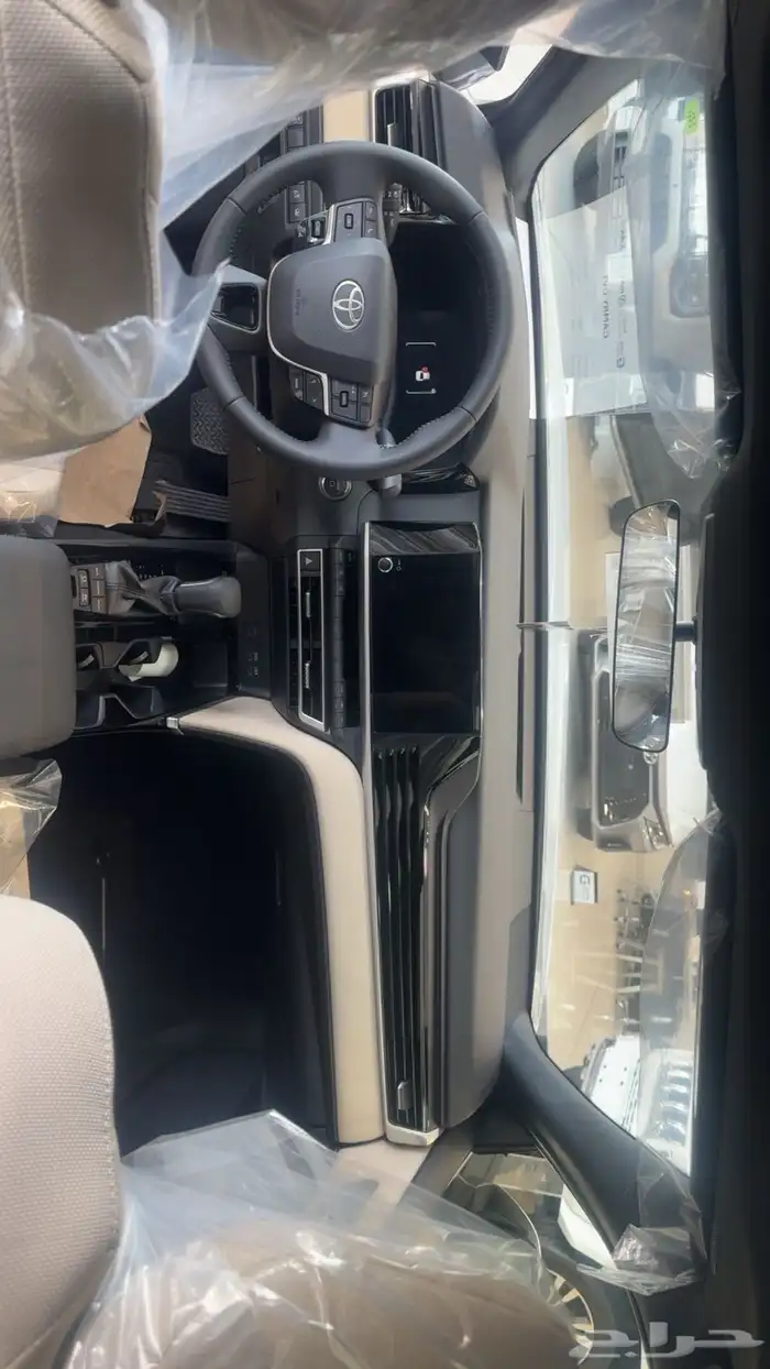 كامري هايبرد 2025LE 5