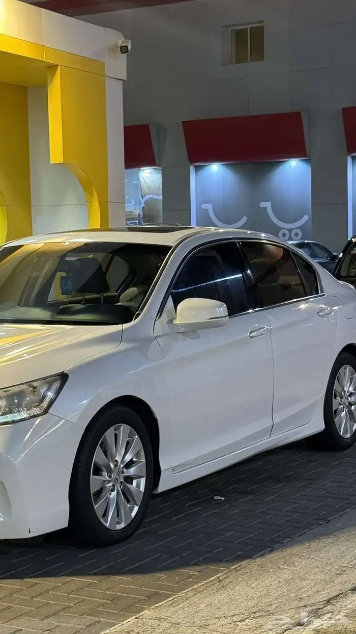 هوندا اكورد 2015 11