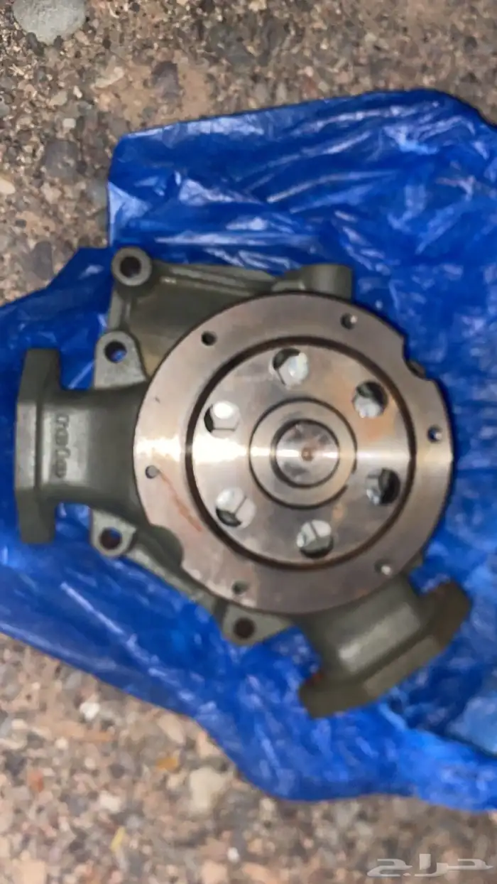 للبيع طرنمبة مويه سيارات كبيره مرسدس البي 0