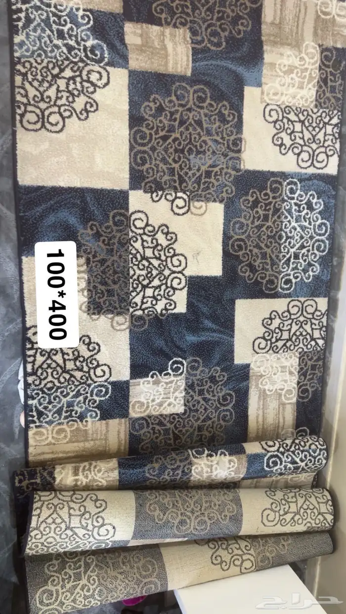 مكانس كهربائية و سماعات و سجاد للبيع 1