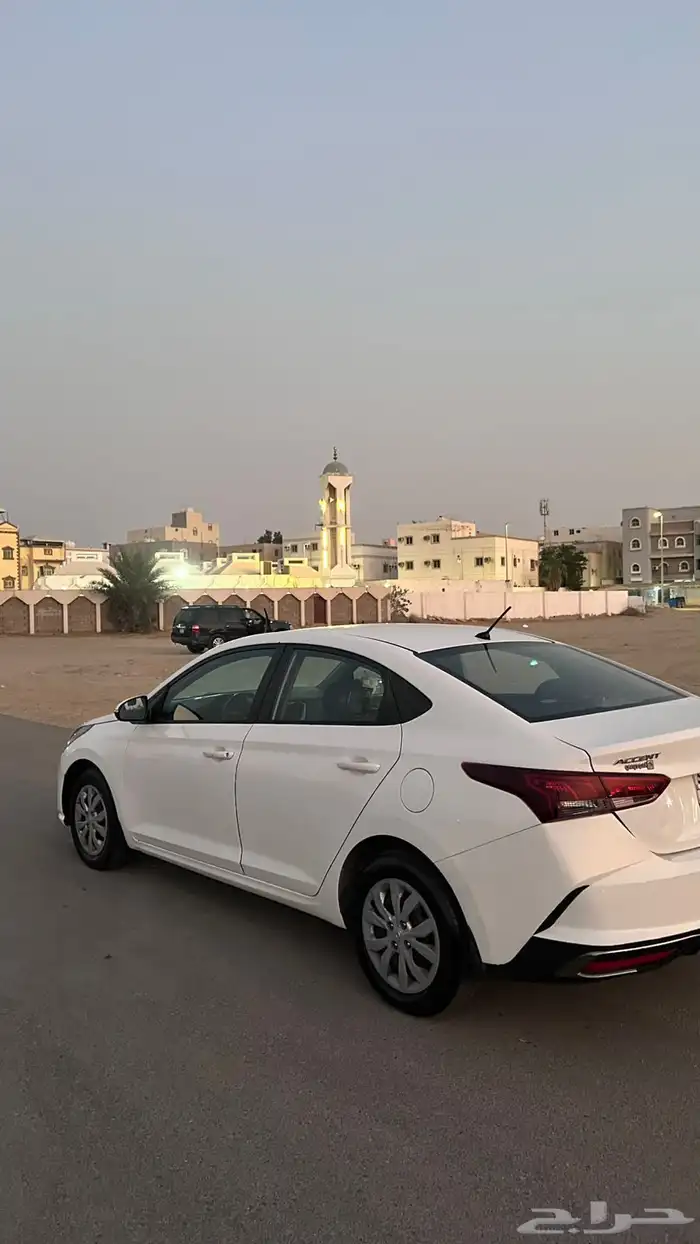 اكسنت 2021 بحالة ممتازة 2