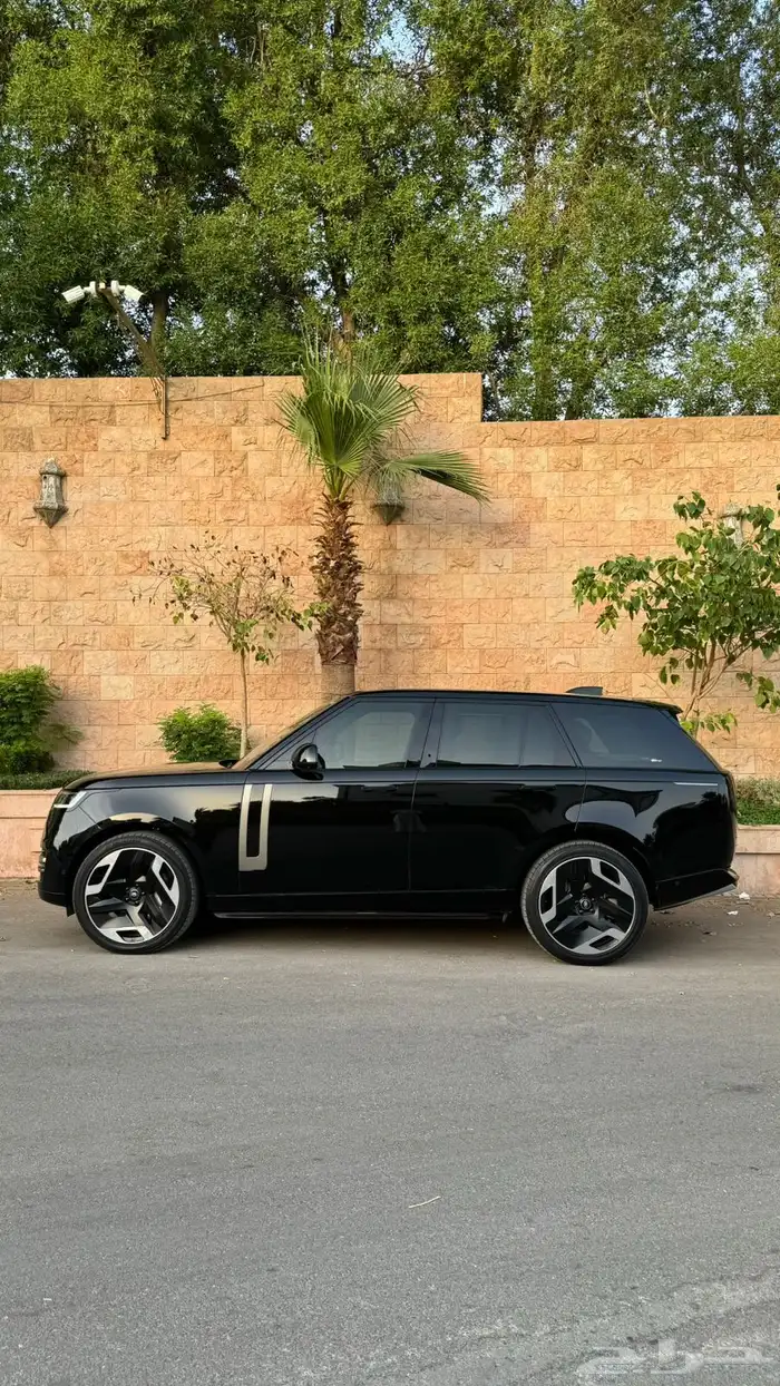 رنج روفر فوج 8 سلندر وارد ناغي على الضمان 9