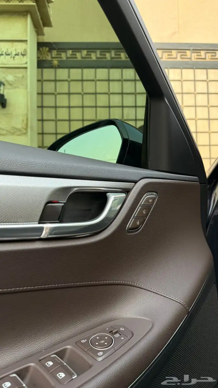 هيونداي ازيرا 2021 ( بنزين) v6 فل كامل 7