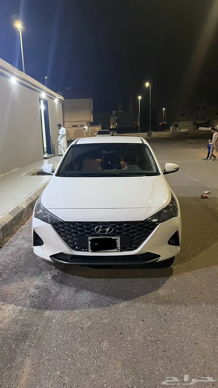 للبيع اكسنت 2021 0