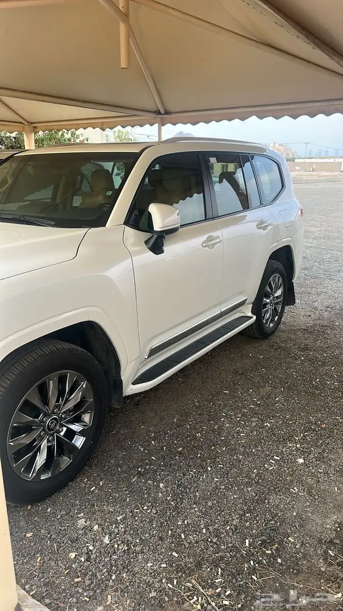 لاندكروزر L4 ديزل 1