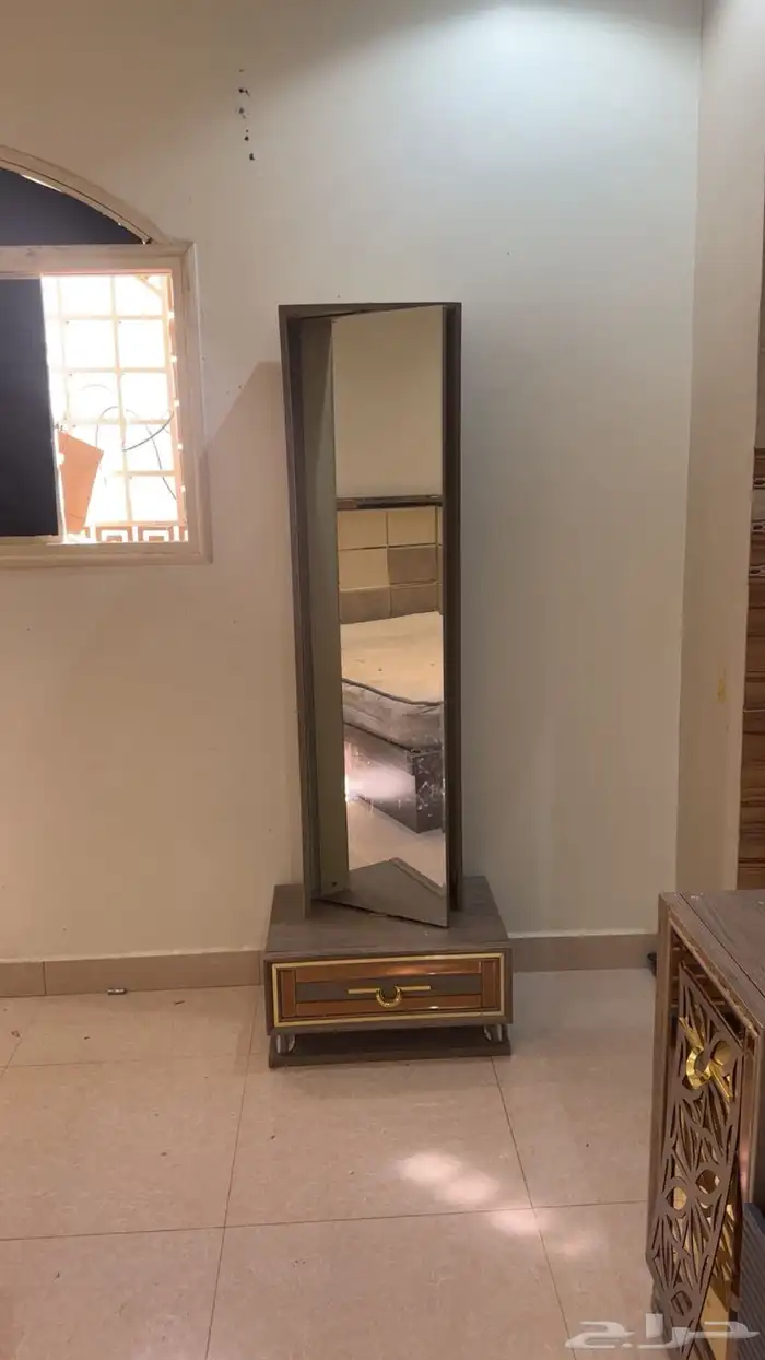 غرفه نوم شبه جديد شريتها في 7الاف سبب البيع النقل علي السوم 2