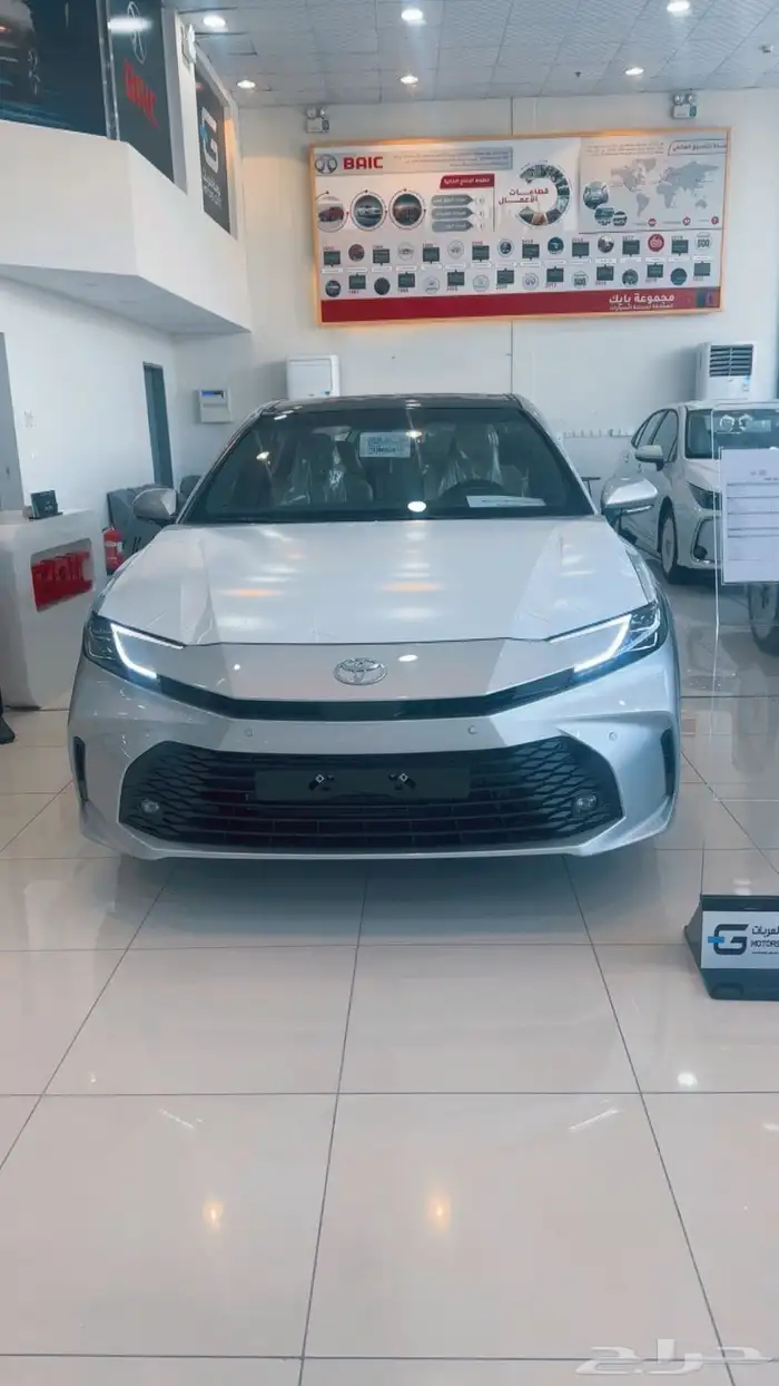 كامري هايبرد 2025LE 4