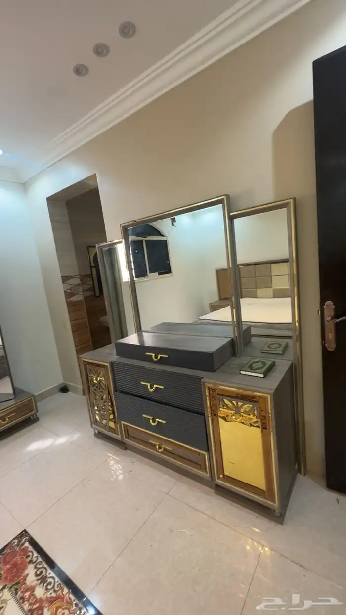 غرفه نوم شبه جديد شريتها في 7الاف سبب البيع النقل علي السوم 1