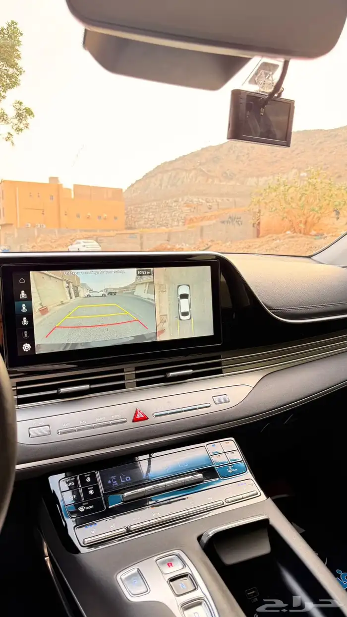 هيونداي ازيرا 2022 ( بنزين) v4 فل كامل بحالة الوكالة 9