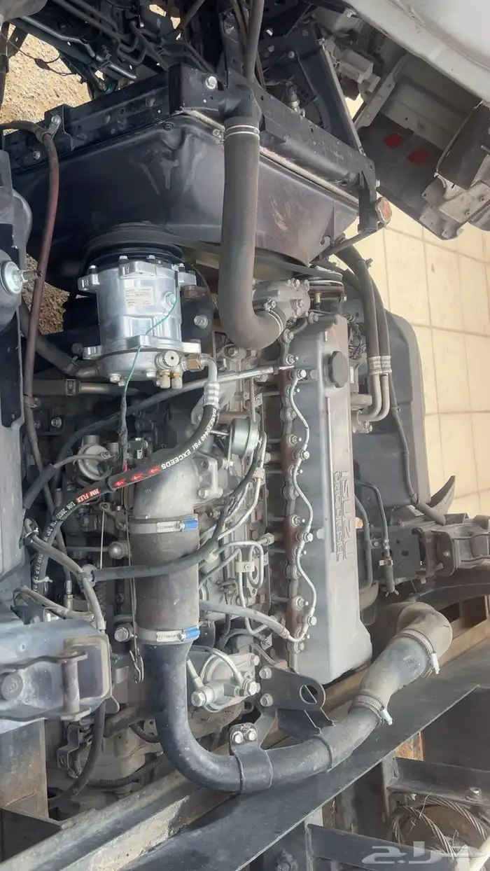 للبيع سطحة ايسوزو 2016 10