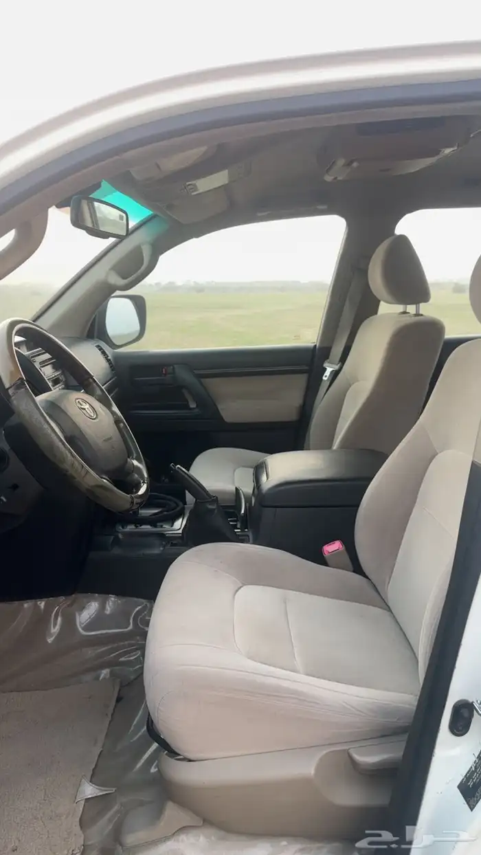 جيب لاند كروزر 8 سلندر GXR 2009 17