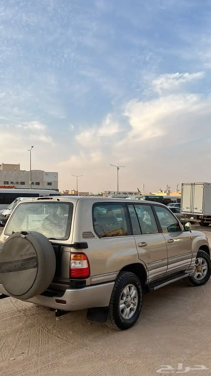 جيب لاند كروزر VXR   2004 2