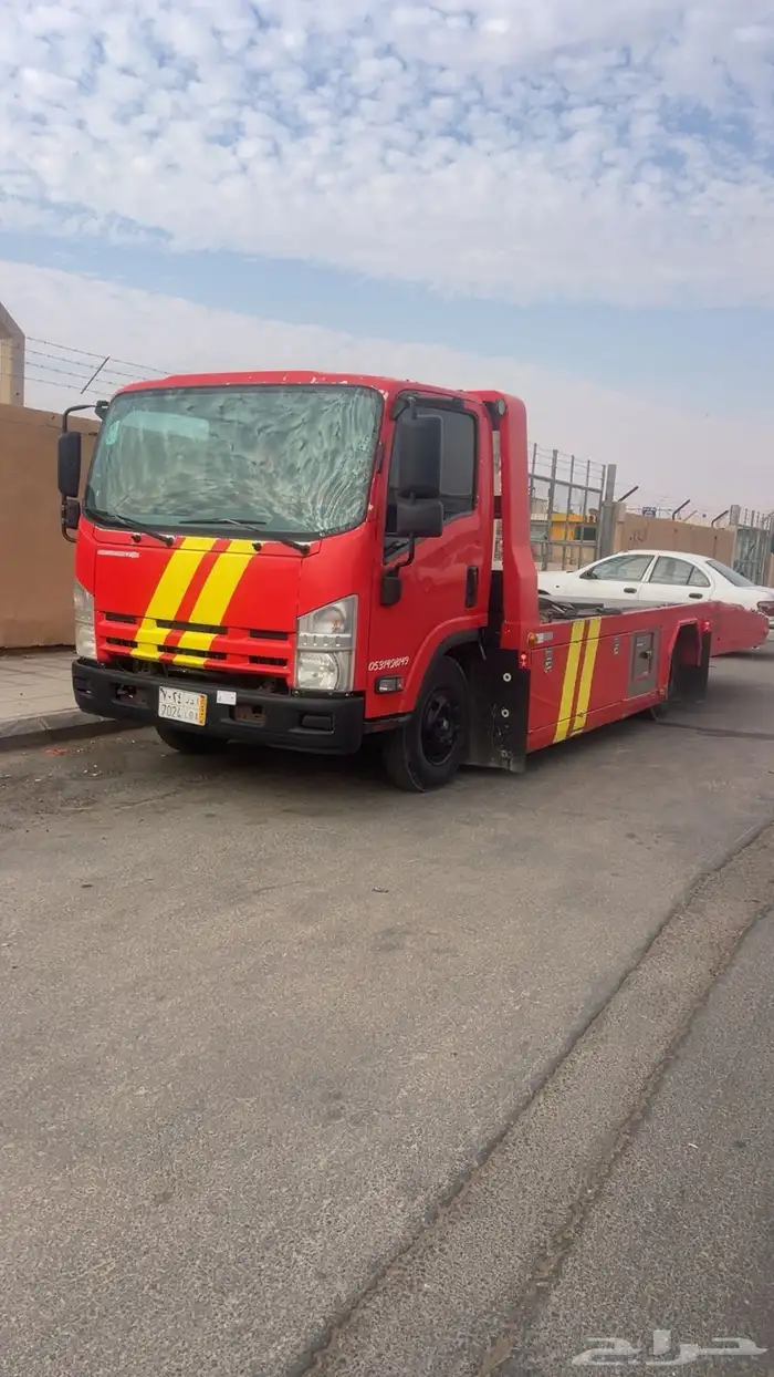 للبيع سطحة ايسوزو 2016 2