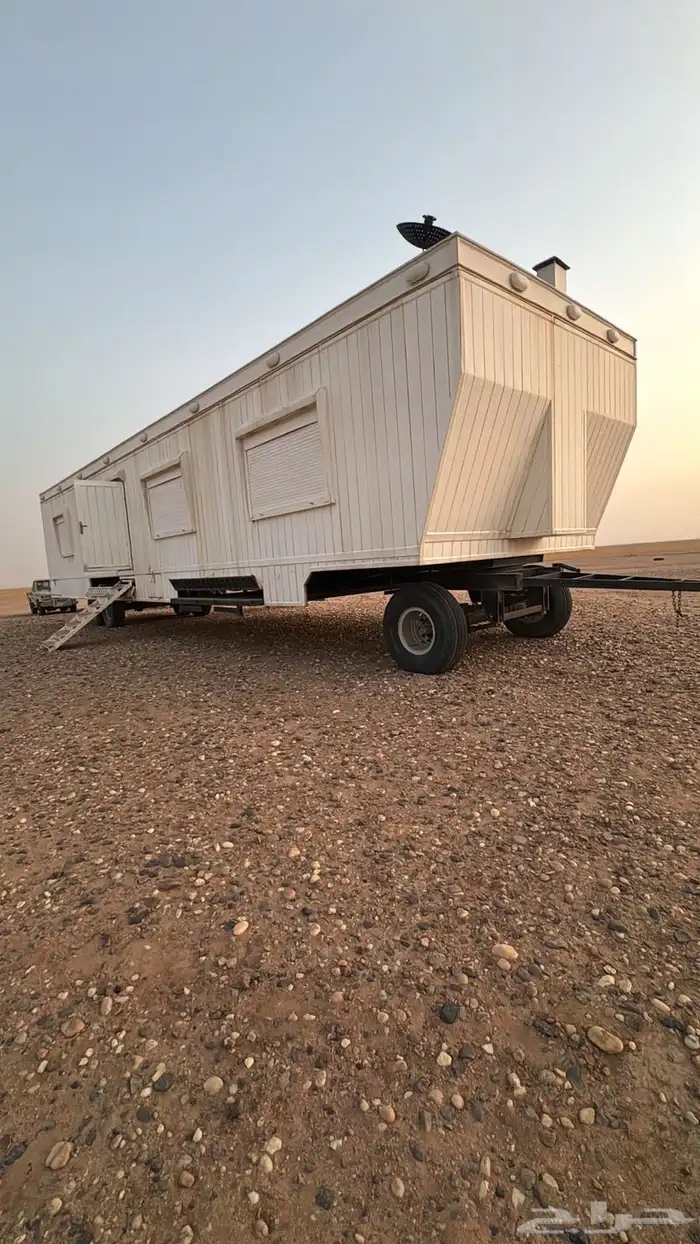 غرفه كرفان الطول 16والعرض4 وثلاث مكيفات سبلت وشرايح 3