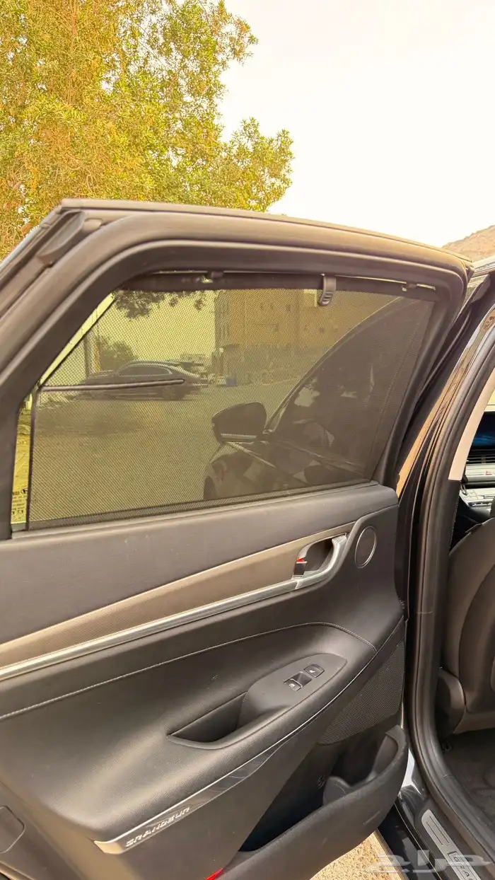 هيونداي ازيرا 2022 ( بنزين) v4 فل كامل بحالة الوكالة 12