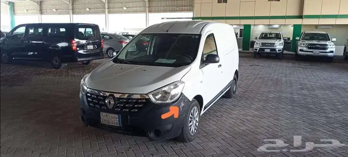 رينو دوكر موديل 2022 لدى معرض الموتر العريق للسيارات 2