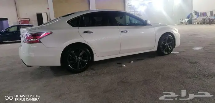 للبيع نيسان التيما 2014 17