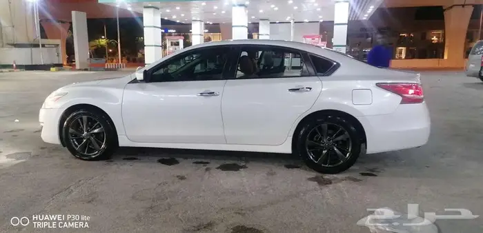 للبيع نيسان التيما 2014 21