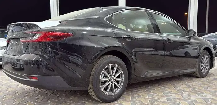 تويوتا كامري 2025 4