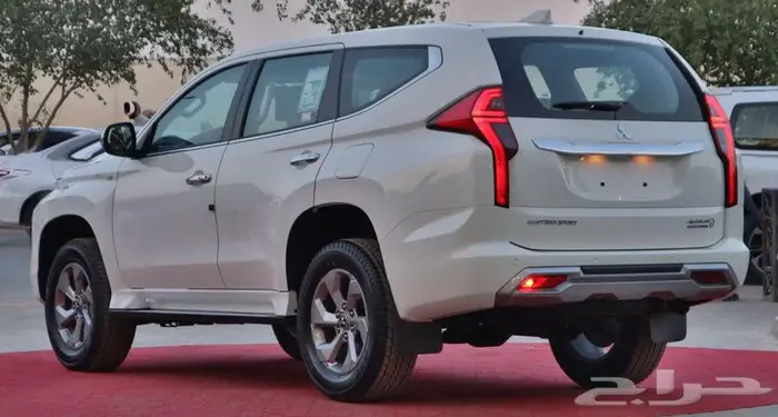 ميتسوبيشي مونتيرو استاندر 2025 بأفضل الأسعار 3
