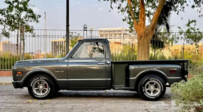 شفروليه سلفرادو C10 كلاسيك موديل 1972 مفحوص مجدد وجاهز للنقل 8