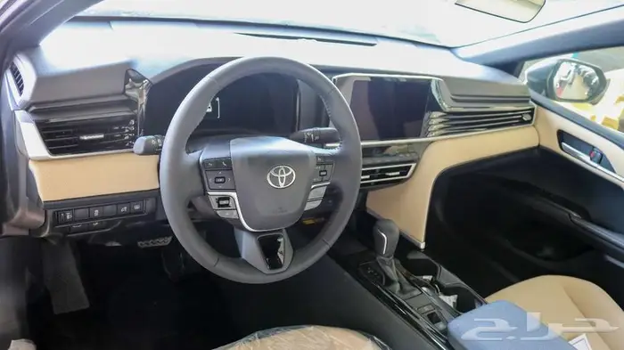 تويوتا كامري نص فل 2025 متوفر بنزين _ هايبرد نقدا وبالتقسيط 8