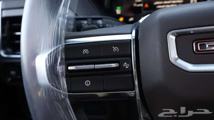 جي ام سي يوكن الفيشن 2025 24