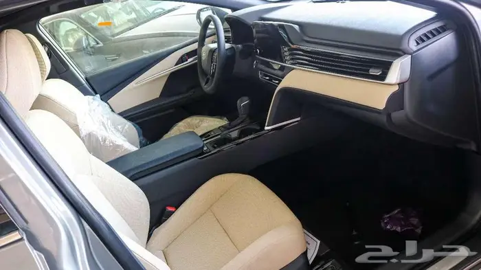 تويوتا كامري نص فل 2025 كاش وتقسيط 7