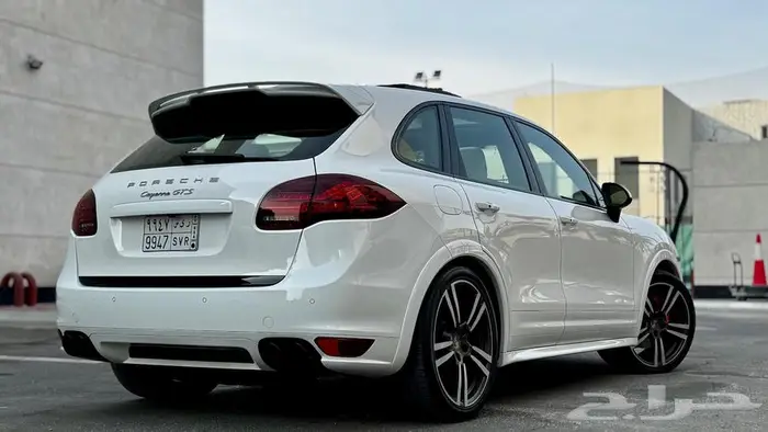 للبيع بورش كايين GTS مالك واحد بدي وكاله 31