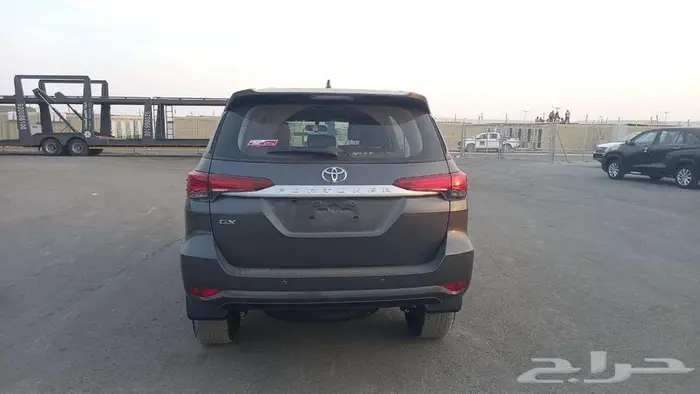 تويوتا فورتشنر دبل 4 سلندر رمادي ديزل 2026 افضل العروض 2