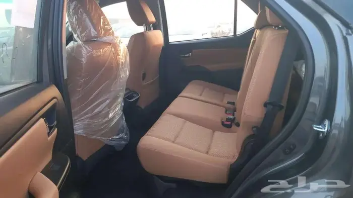 تويوتا فورتشنر دبل 4 سلندر رمادي ديزل 2026 افضل العروض 5