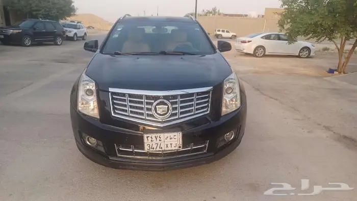كاد يلاك جيب srx 2015 بحالة ممتازة 0