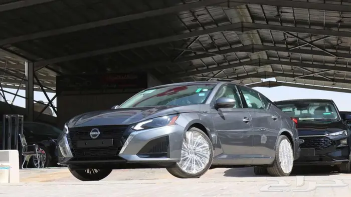 نيسان التيما نص فل 2026 SV كاش وقساط 5