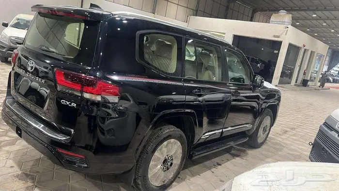 تويوتا لاند كروزر 2025 خليجي تنفس طبيعي كاش واقساط بنوك 0