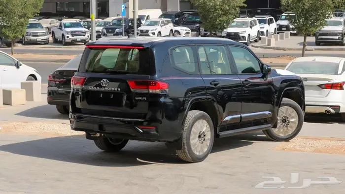 تويوتا لاند كروزر 2025 خليجي تنفس طبيعي كاش واقساط بنوك 12
