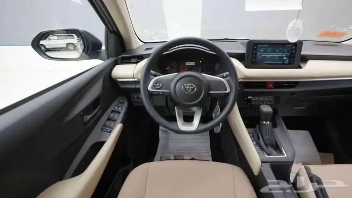 تويوتا يارس 1.3 y بنزين 2026 كاش وأقساط 17